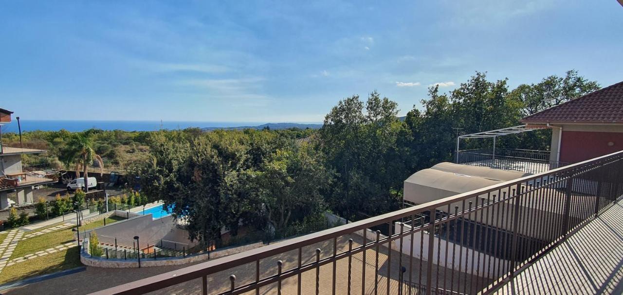Montalbano Sweet Home, Tra L' Etna E Il Mare Fleri Kültér fotó